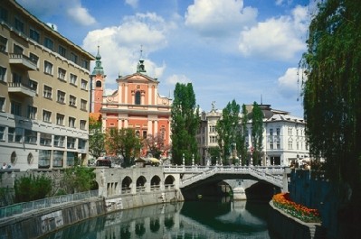 Houses at the Ljubljanica bank (Author - J. Skok)