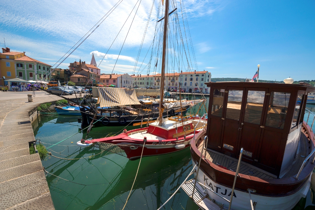 Izola_harbour_-__Photographer_-_Nea_Culpa_foto_Jure_Kravanja_-_Source_-_www-slovenia-info.jpg