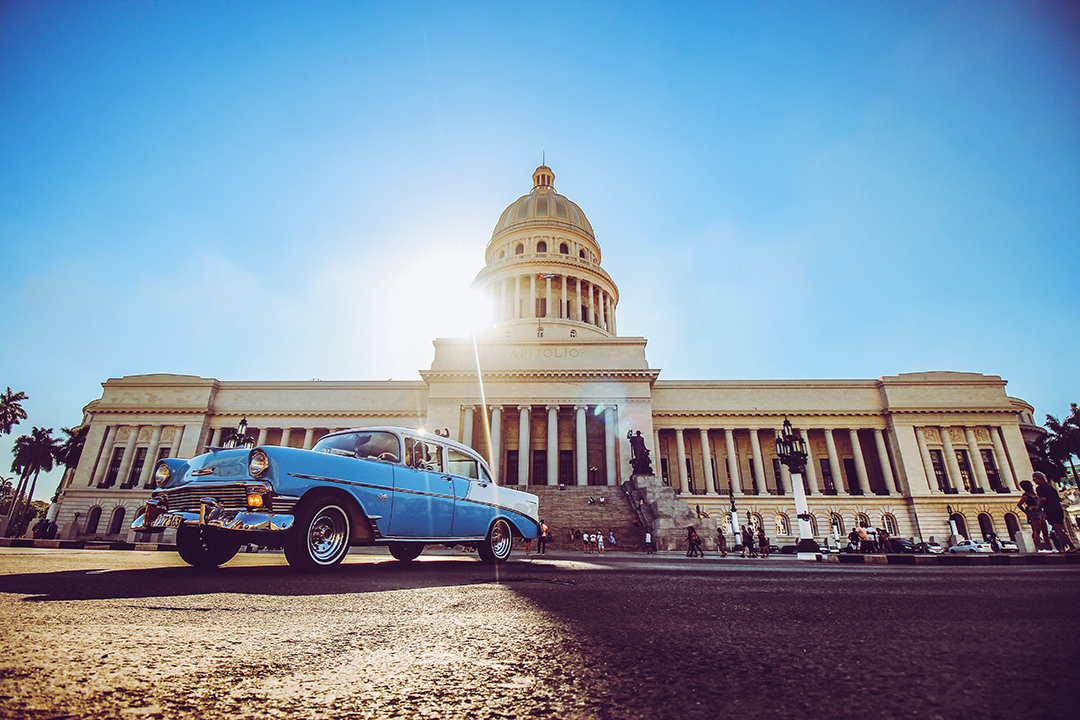 Potovanje_na_Kubo_in_popotniski_nasveti_-_Travel_to_Cuba_and_travel_tips_-_Photo_by_Florian_Wehde_on_Unsplash.jpg