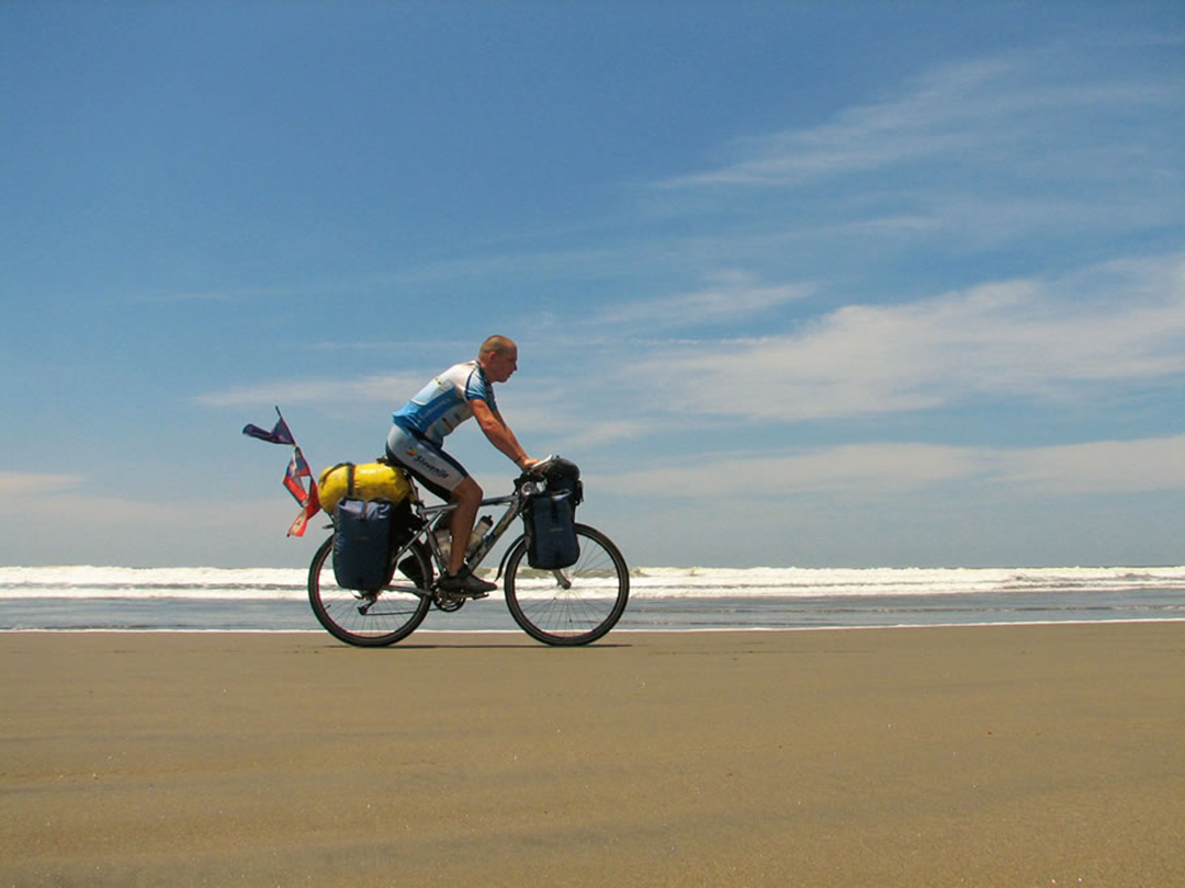 Potovanje_okoli_sveta_s_kolesom_-_Traveling_around_the_globe_by_bike_-_Dejan_Glavnik_7.jpg