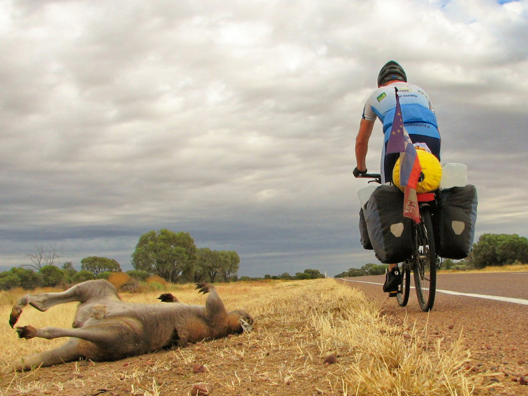 Potovanje_okoli_sveta_s_kolesom_-_Traveling_around_the_globe_by_bike_1.jpg