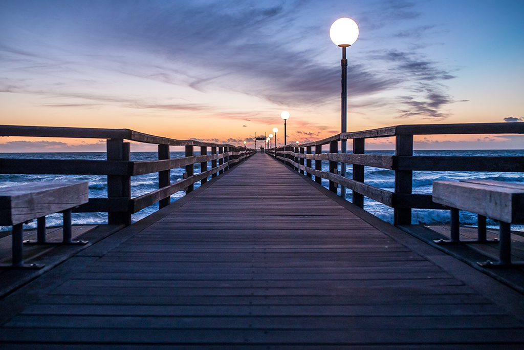 Pocitnice_na_severnem_morju_-_Holidays_in_the_North_Sea_-_Photo_by_Jan_Bolz_on_Unsplash.jpg
