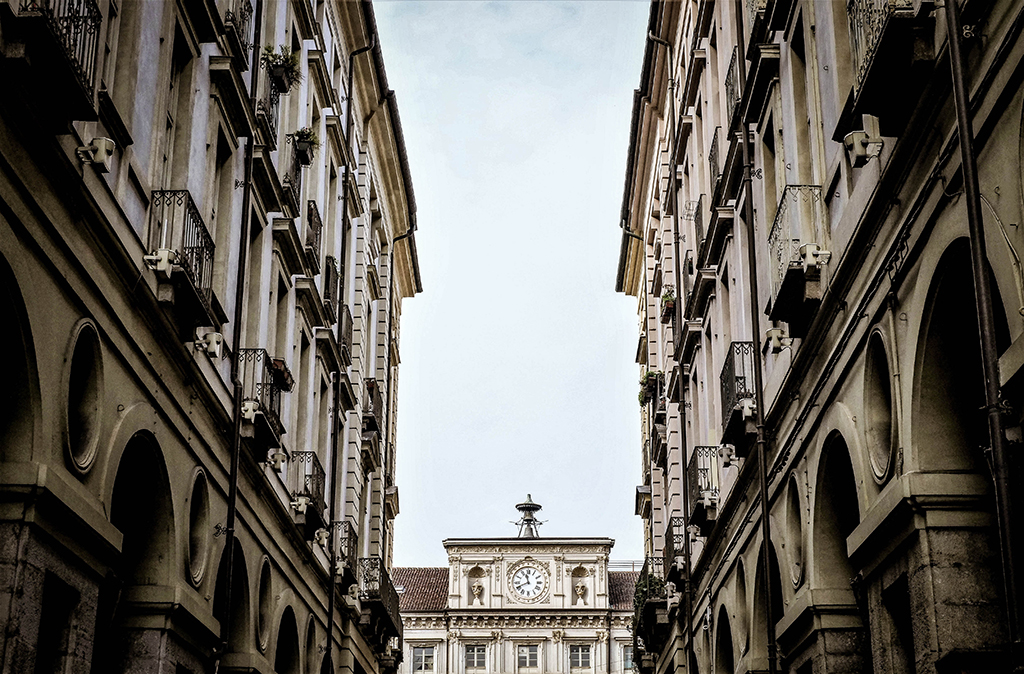 Potovanje_v_Torino_-_Travel_to_Torino_-_Photo_by_Rashid_Khreiss_on_Unsplash.jpg