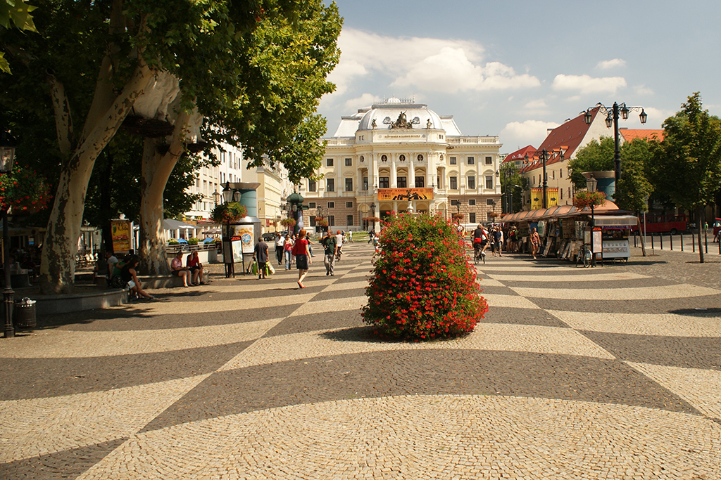 Potovanje_v_Bratislavo_-_Travelling_to_Bratislava_1.JPG
