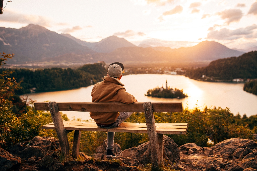 View_from_Ojstrica_hill_above_the_Bled_lake_-_Photographer_-_Jacob_Riglin_Beautiful_Destinations_-_Source_-_www-slovenia-info.jpg