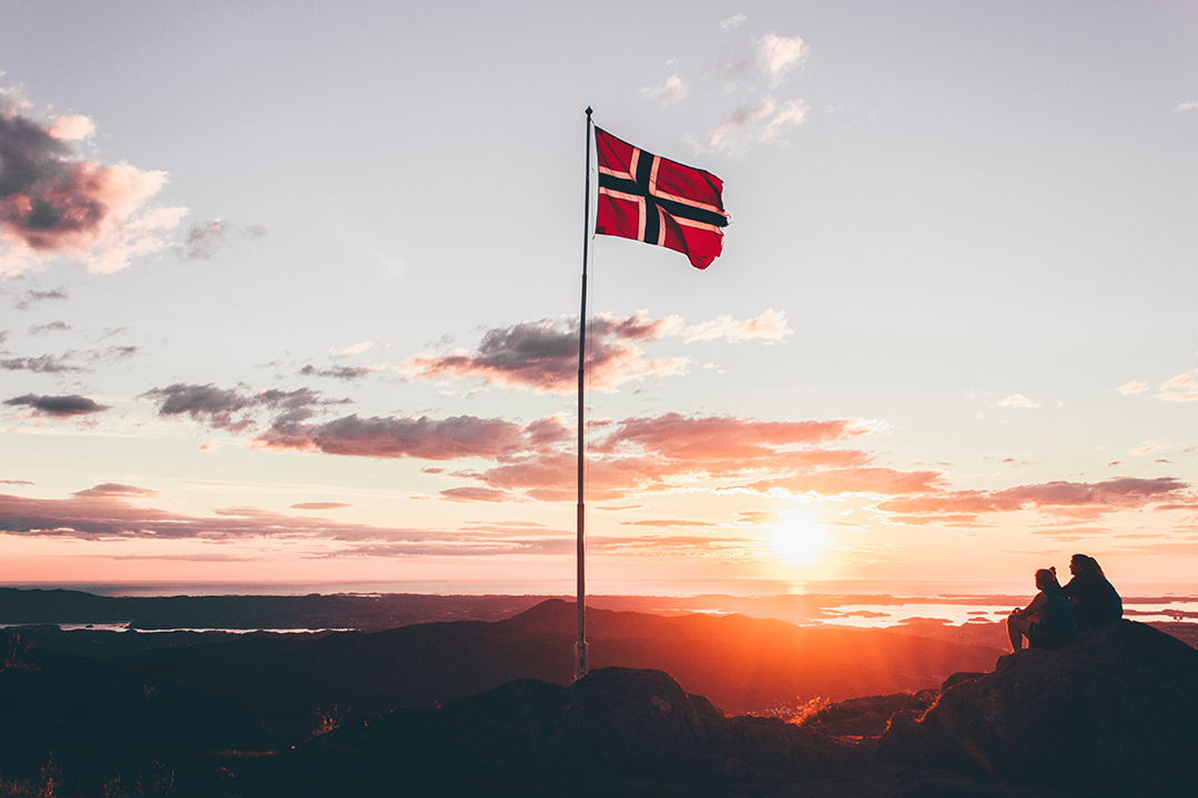 Prostovoljno_delo_na_Norveskem_-_Volunteering_in_Norway_-_Photo_by_Mikita_Karasiou_on_Unsplash.jpg