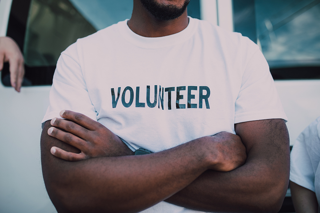 Prostovoljsko_delo_v_Angliji_-_Volunteering_in_England_-_Photo_by_RODNAE_Productions_from_Pexels.jpg