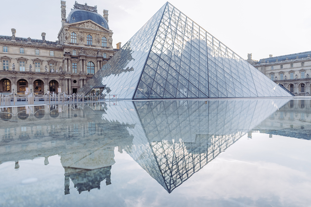 Photo_by_Gloria_Villa_on_Unsplash_-_400x400.jpg