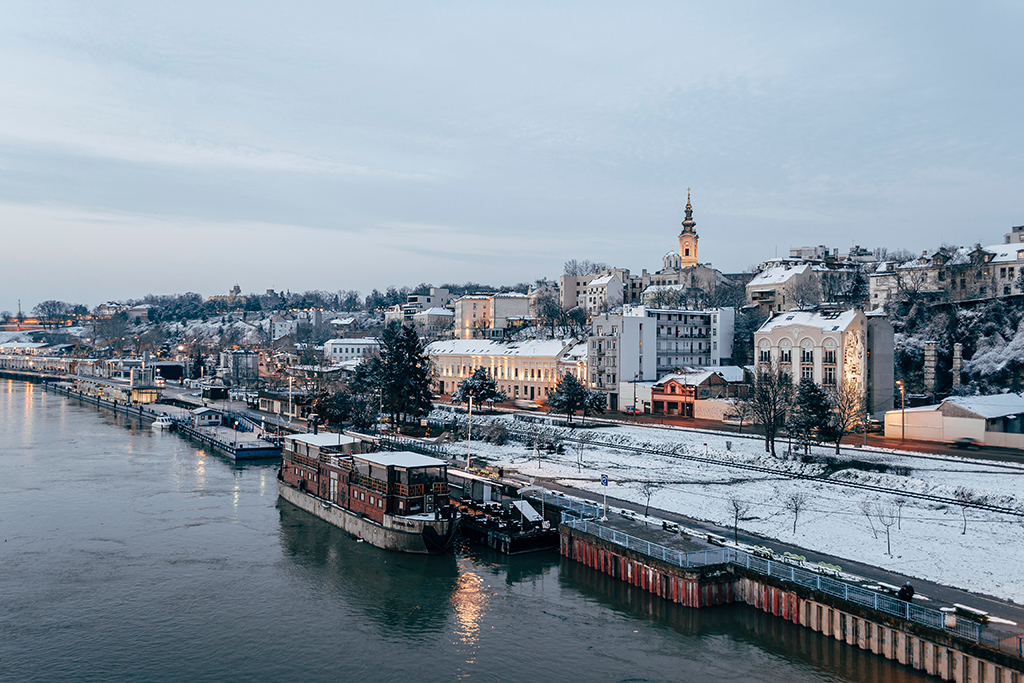 Potovanje_v_Beograd_-_Trip_to_Belgrade_-_Photo_by_Ljubomir_Zarkovic_on_Unsplash.jpg