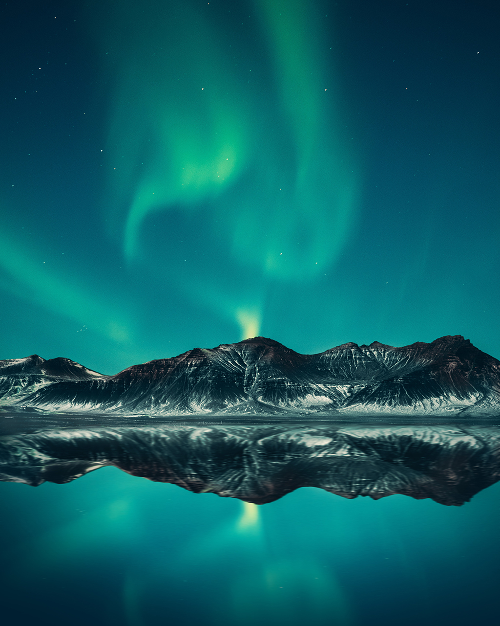 Photo_by_Benjamin_Suter_on_Unsplash.jpg
