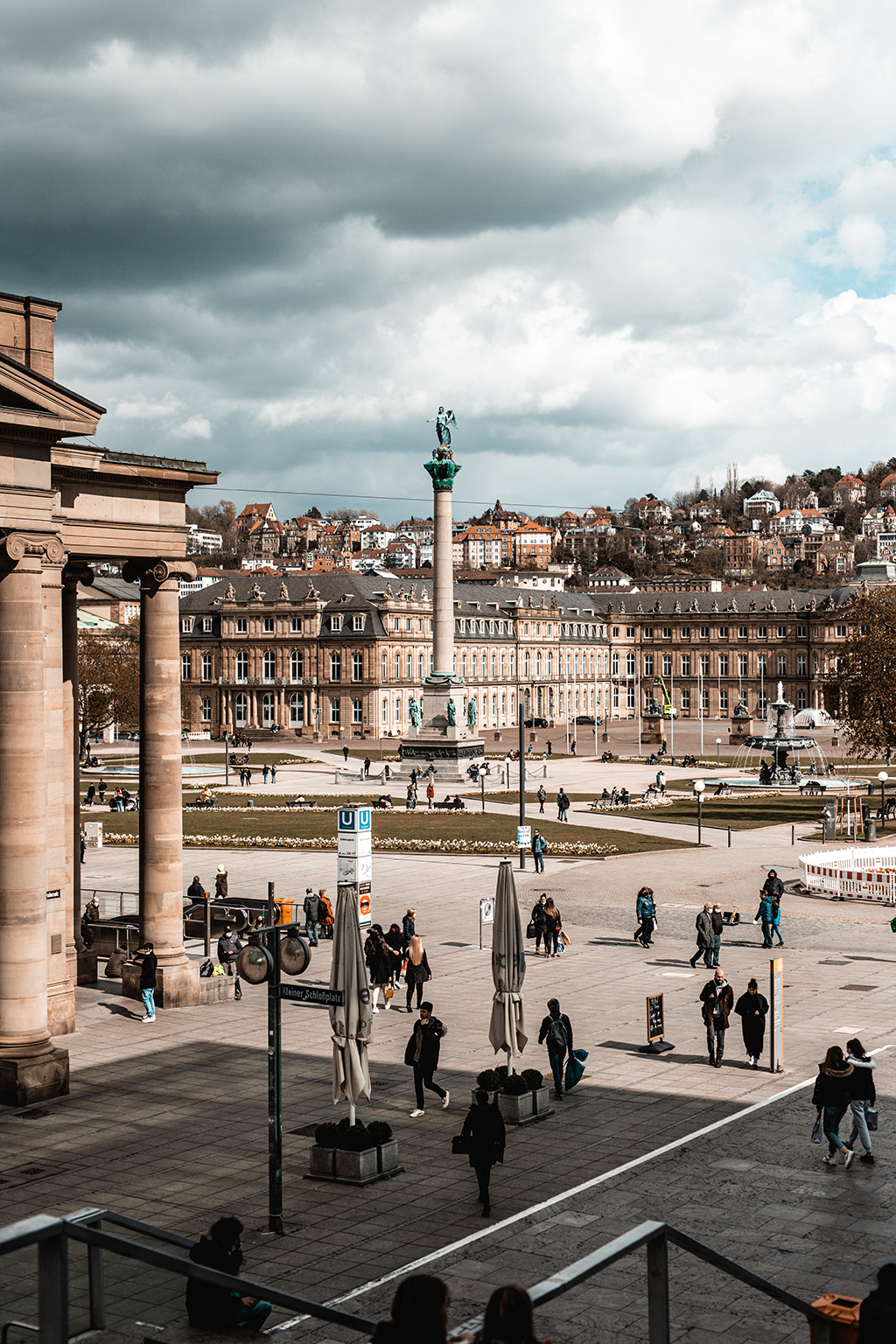 Potovanje_v_Stuttgart_-_Travel_to_Stuttgart_-_Photo_by_Marcel_Strauss_on_Unsplash.jpg