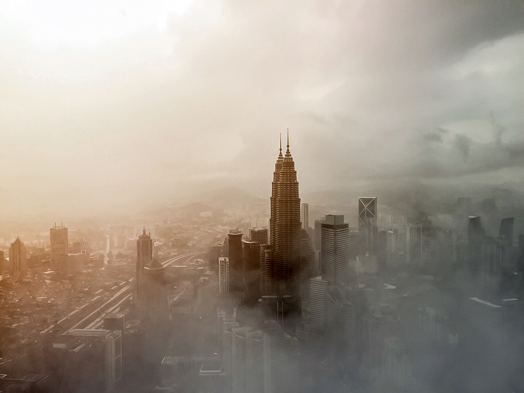 Kuala_Lumpur_City_Break_in_Znamenitosti_Malezije_-_Exploring_Kuala_Lumpur_-_Photo_by_Ishan_seefromthesky_on_Unsplash.jpg
