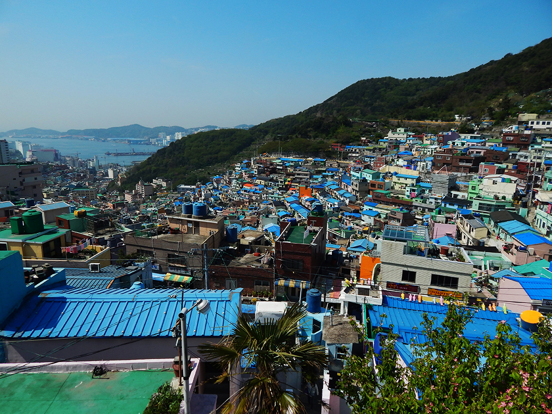 Gamcheon_Culture_Village_-_Kulturna_vas_Gamcheon_4.JPG