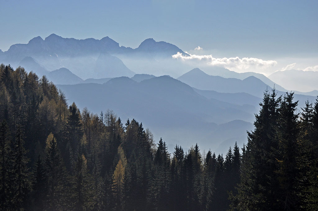 Avstrijske_Karavanke_-_Austrian_side_of_Karavanke_14.JPG