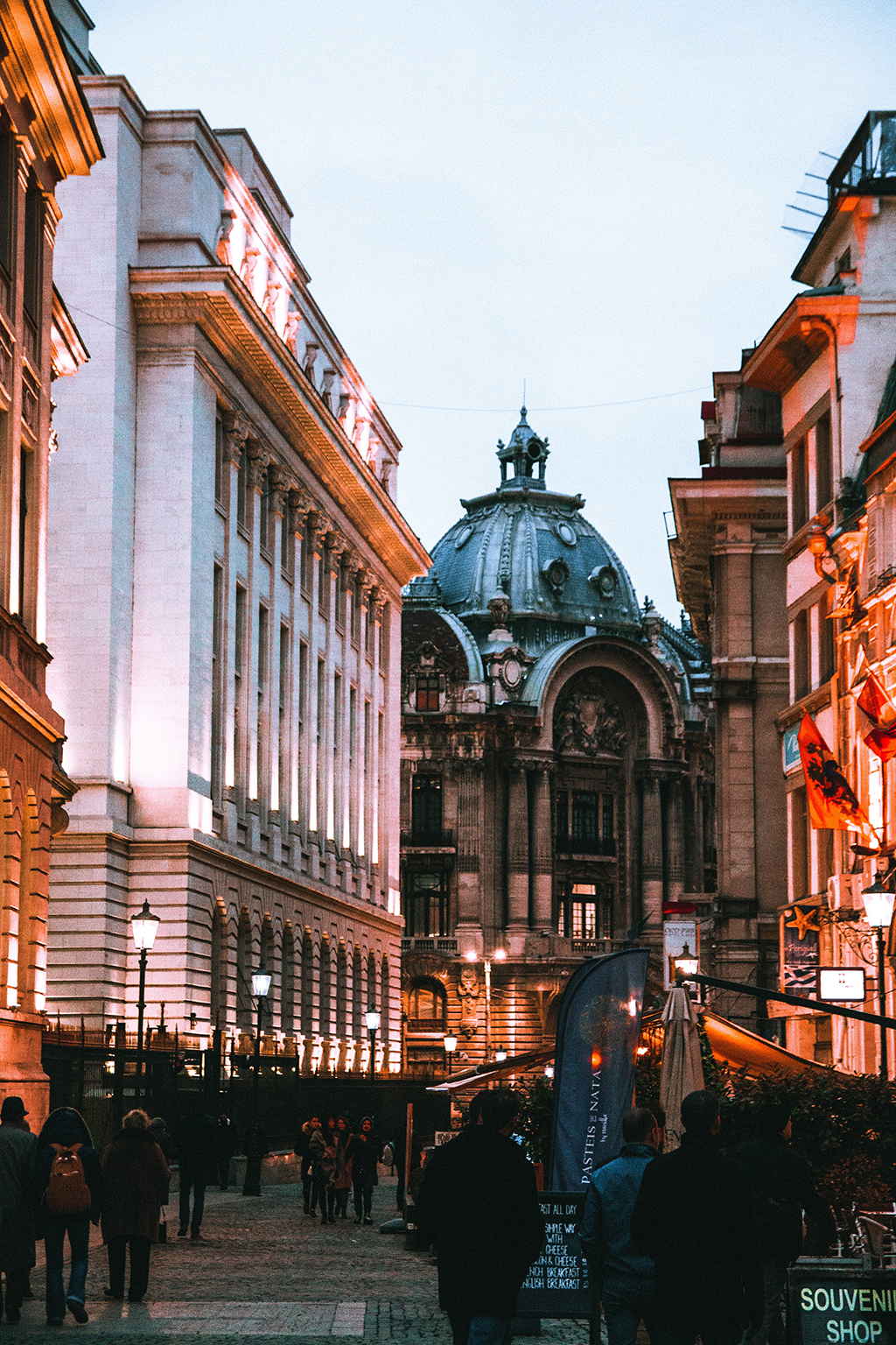 Photo_by_Adrian_Dascal_on_Unsplash.jpg