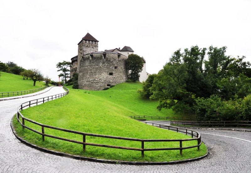 Potovanje_v_Lihtenstajn_-_Travel_to_Liechtenstein_1.jpg