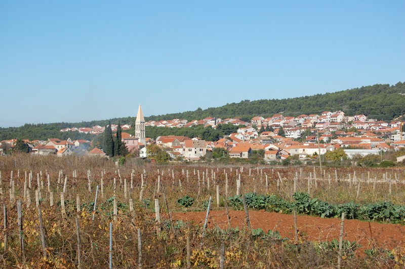Otok_Hvar_-_Island_Hvar_2.JPG