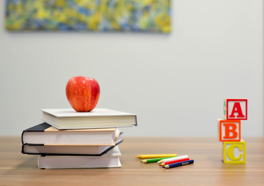 Ucenje_nemskega_jezika_-_Learning_the_German_language_-_Photo_by_Element5_Digital_on_Unsplash.jpg