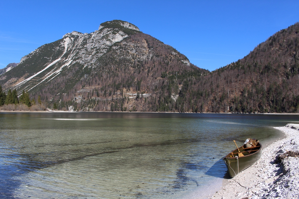 Rabeljsko_jezero_1.JPG