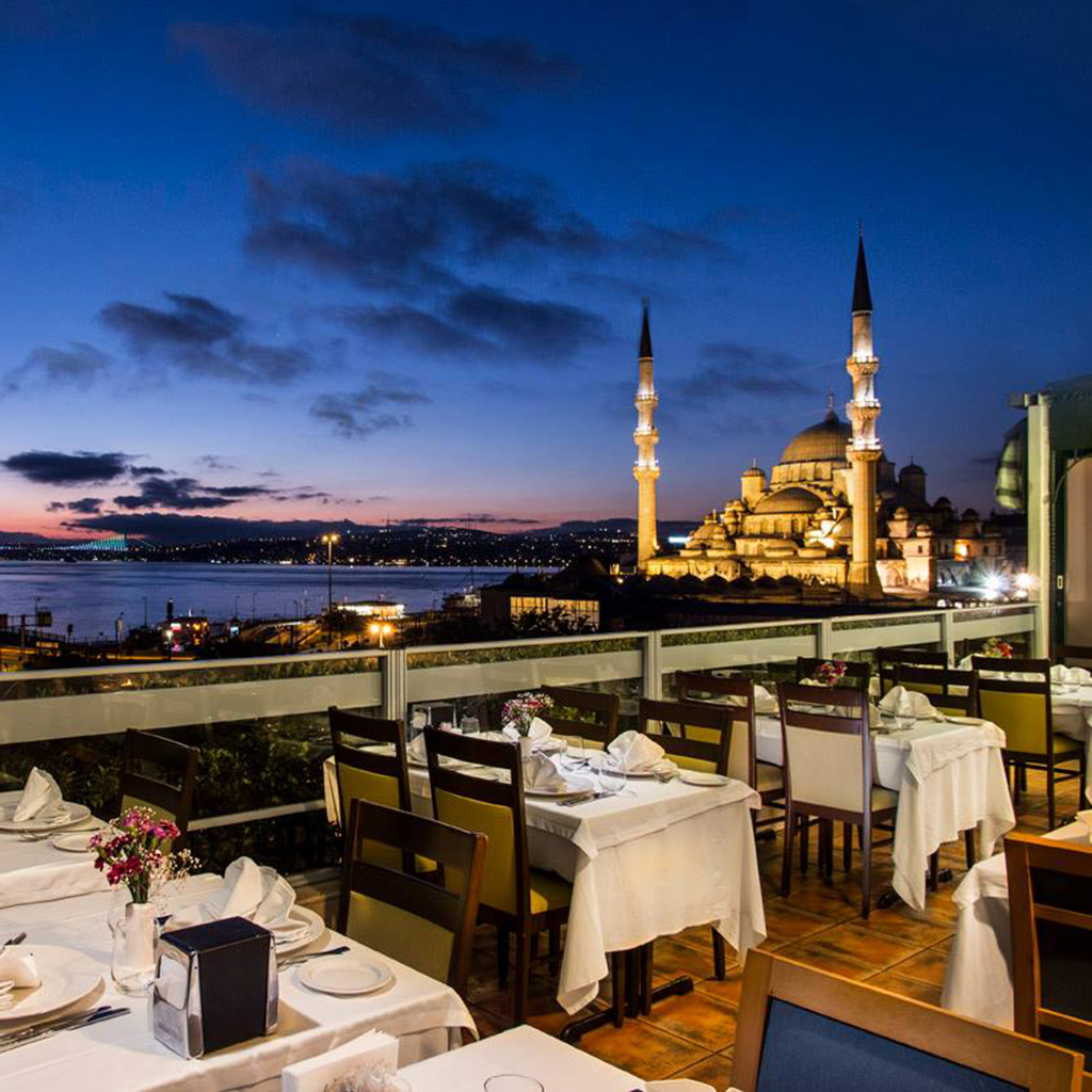 Clara_Mevzelj_Ozaj_-_Istanbul_4.jpg