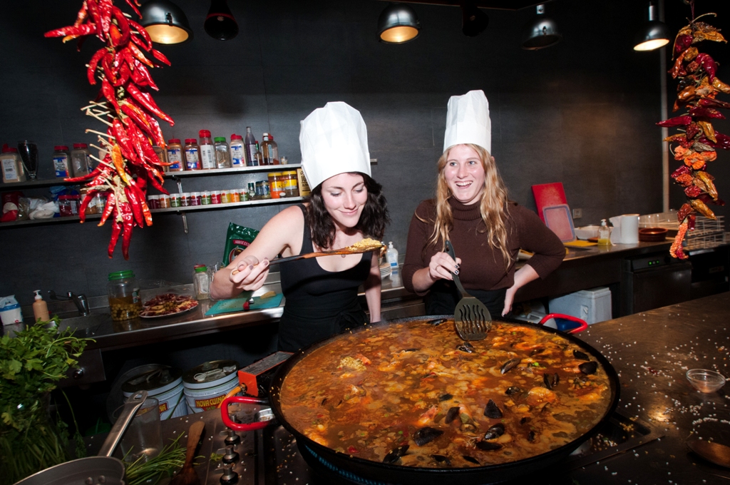 Barcelona-Paella_Cooking_Experience_with_Boqueria_Market_Tour-44533-015.JPG