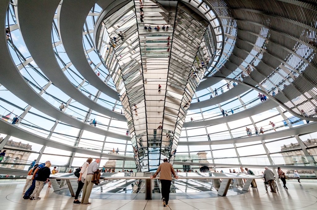 BERLIN-Reichstag-dome-sightseeing-t6863-006.jpg