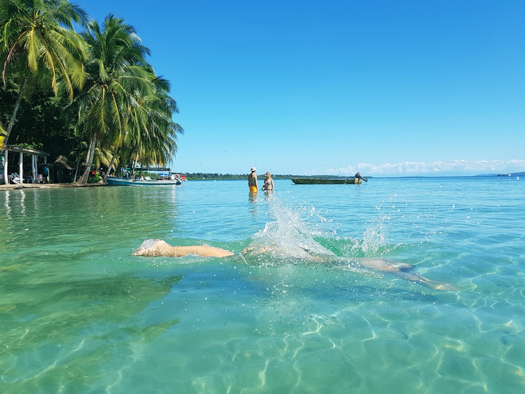 Potovanje_Bocas_del_Torro_-_Travelling_to_Bocas_del_Torro_4.jpg