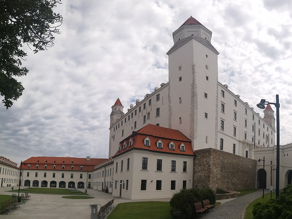 3_-_Bratislava.jpg