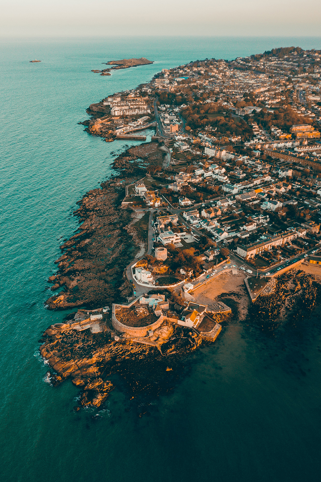 Photo_by_Paul_Costello_on_Unsplash.jpg