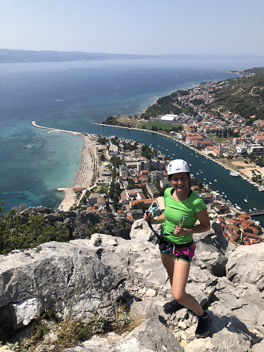 Plezanje_v_Omisu_ter_jezeri_Imotski_-_Climbing_in_Omis_and_visiting_lakes_in_Imotski_2.jpg