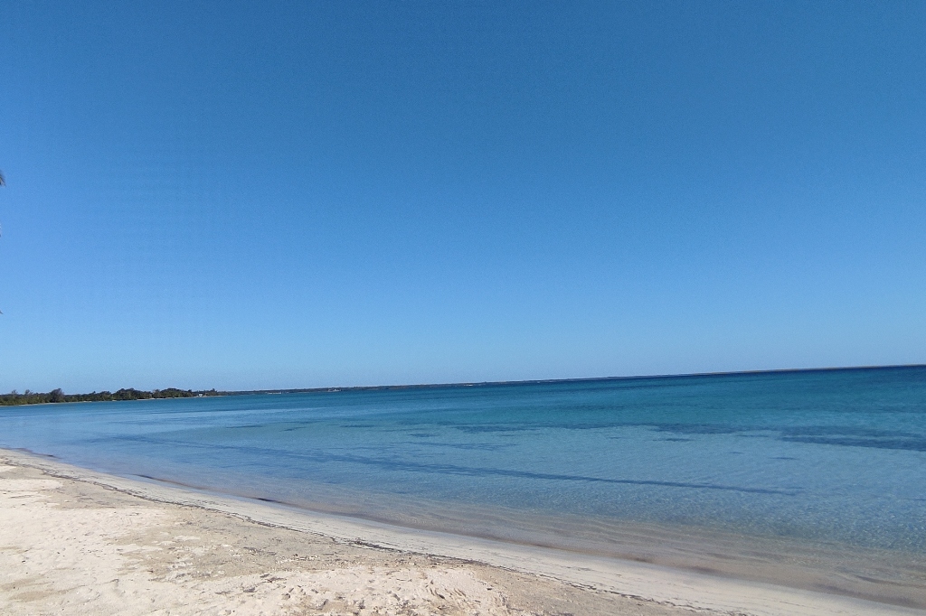 Potovanje_na_Kubo_-_Travel_to_Cuba_-__Playa_larga_-_name_says_it_all.jpg