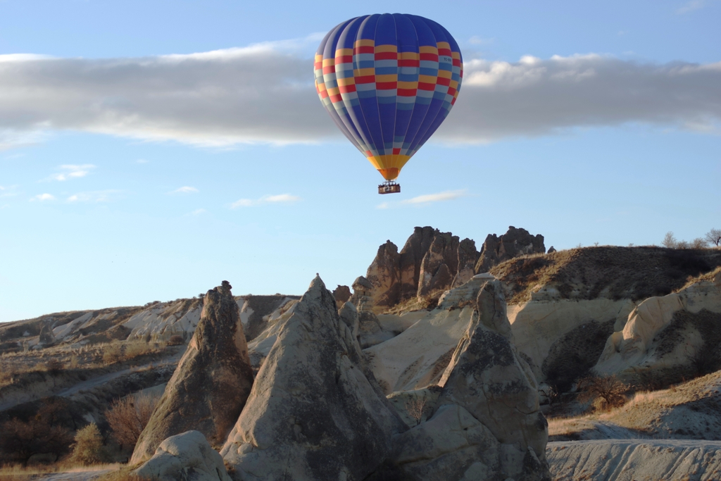 Potovanje_v_Turcijo_-_Travel_to_Turkey_-_baloon_1.JPG