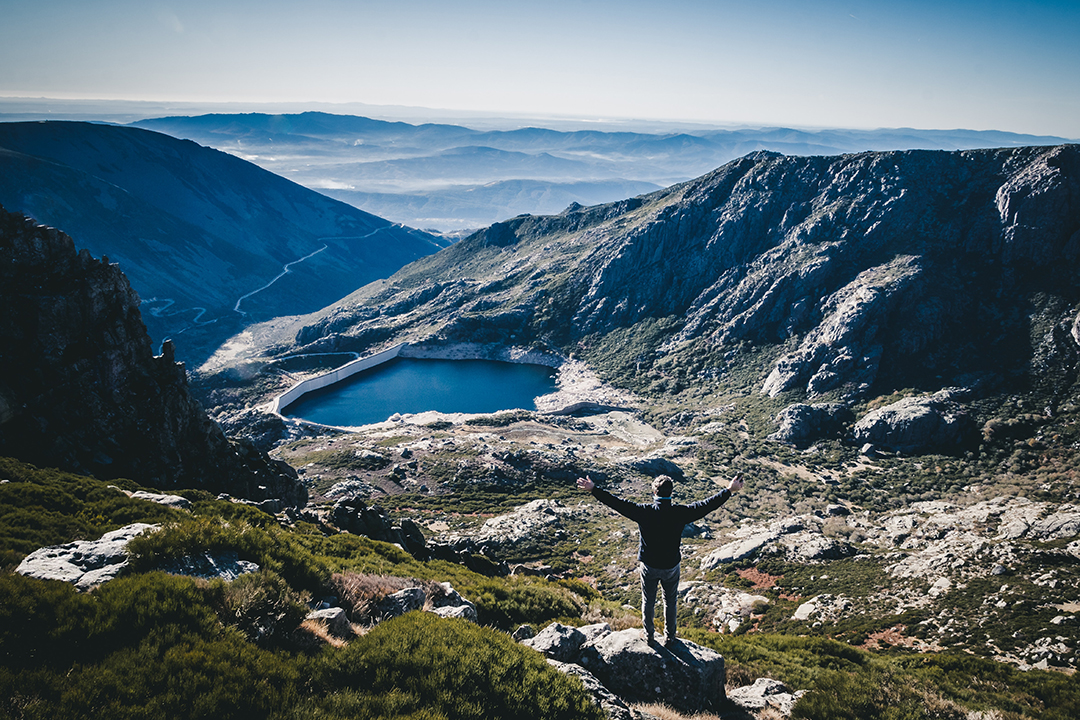 Potepanje_po_Portugalski_-_Wandering_around_Portugal_-_Photo_by_Francisco_T_Santos_on_Unsplash.jpg