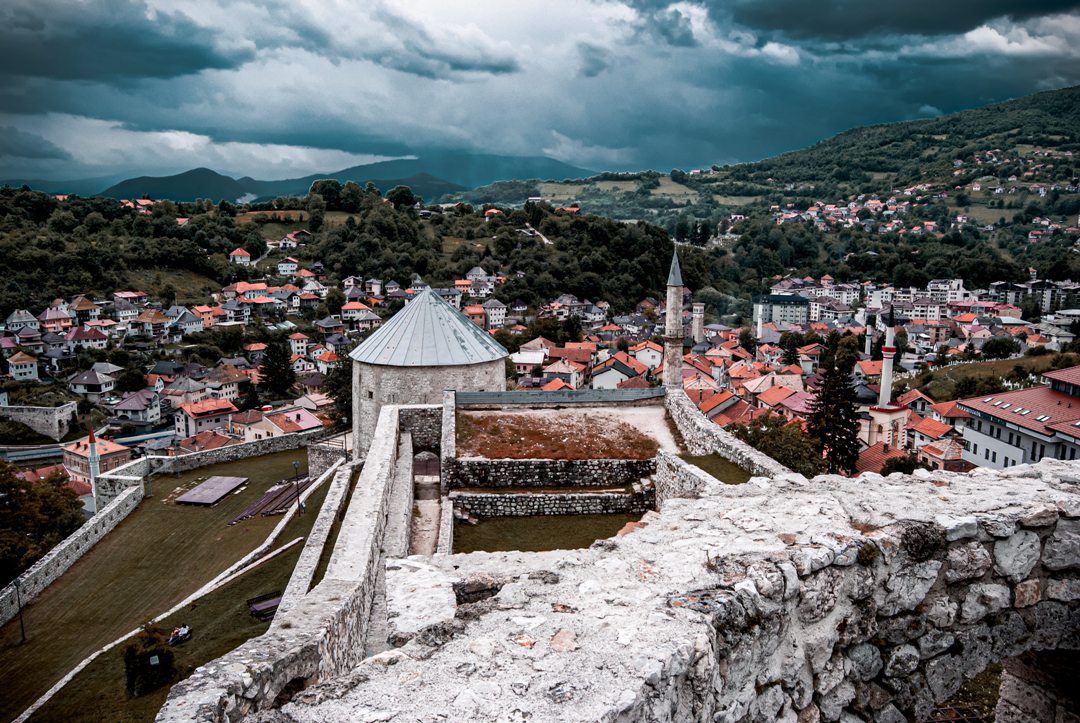 Travel_to_Bosnia_and_Herzegovina_-_Travnik_-_Photo_by_Dzenis_Hasanica_on_Unsplash.jpg