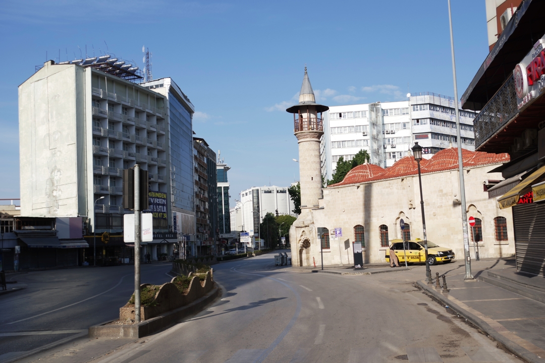 4-4_Adana_-_ghost_town_1.JPG