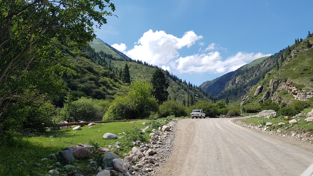 Nasveti_za_potovanje_v_Kirgizijo_-_Tips_for_traveling_to_Kyrgyzstan_3.jpg