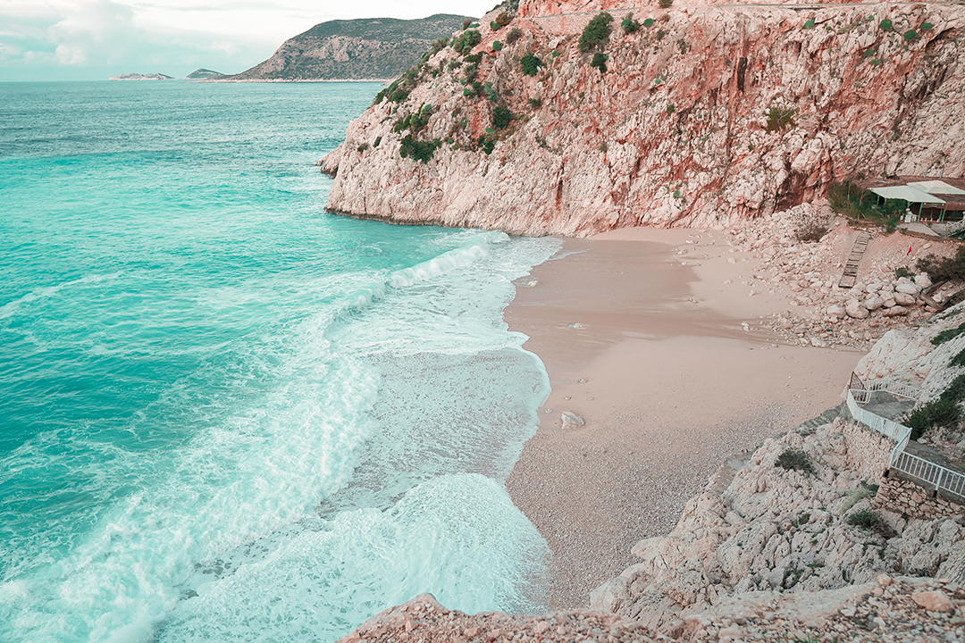 04_Potovanje_v_Turcijo_-_Travel_to_Turkey_-_Photo_by_Cemal_Taskiran_from_Pexels.jpg