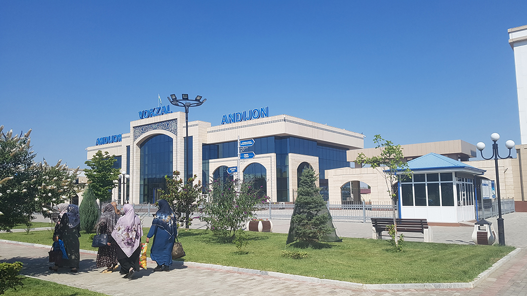 Popotniski_nasveti_za_Uzbekistan_-_Travel_tips_for_Uzbekistan_1.jpg
