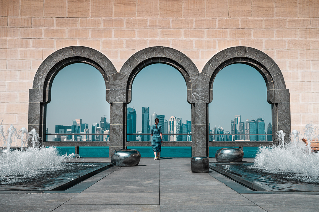 01_Znamenitosti_Dohe_-_Attractions_of_Doha_-_Photo_by_Abdullah_Ghatasheh_on_Pexels.jpg