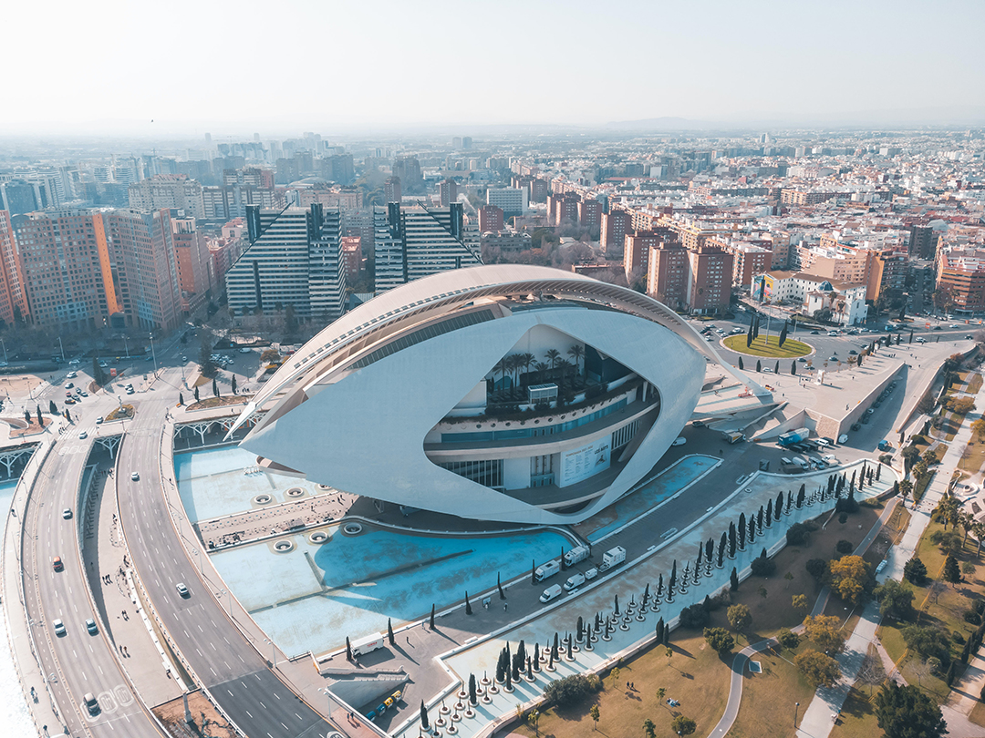 01_Izlet_v_Valencijo_-_Excursion_to_Valencia_-_Photo_by_Salvatore_De_Lellis_via_Pexels.jpg