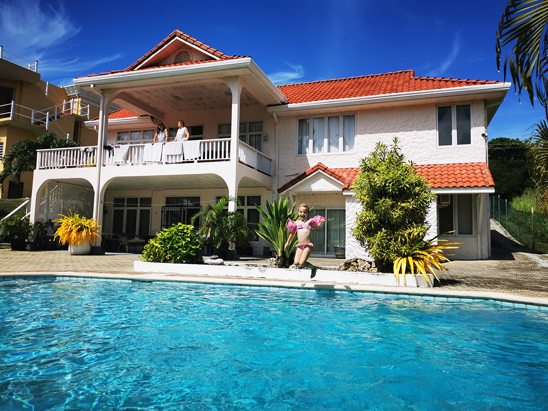 Potovanje_v_drzavo_Trinidad_in_Tobago_-_Travel_to_the_country_of_Trinidad_and_Tobago_1.jpg