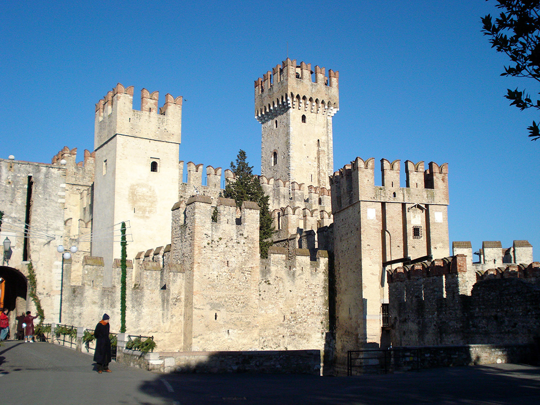 Potepanje_okoli_Gardskega_jezera_-_Wandering_around_Lake_Garda_2.JPG