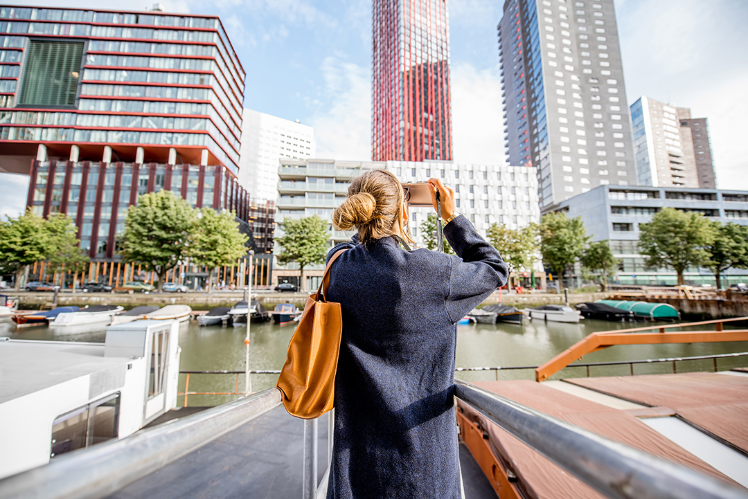 03_Ogled_mesta_Rotterdam_-_Rotterdam_city_tour_-_ENVATO.jpg