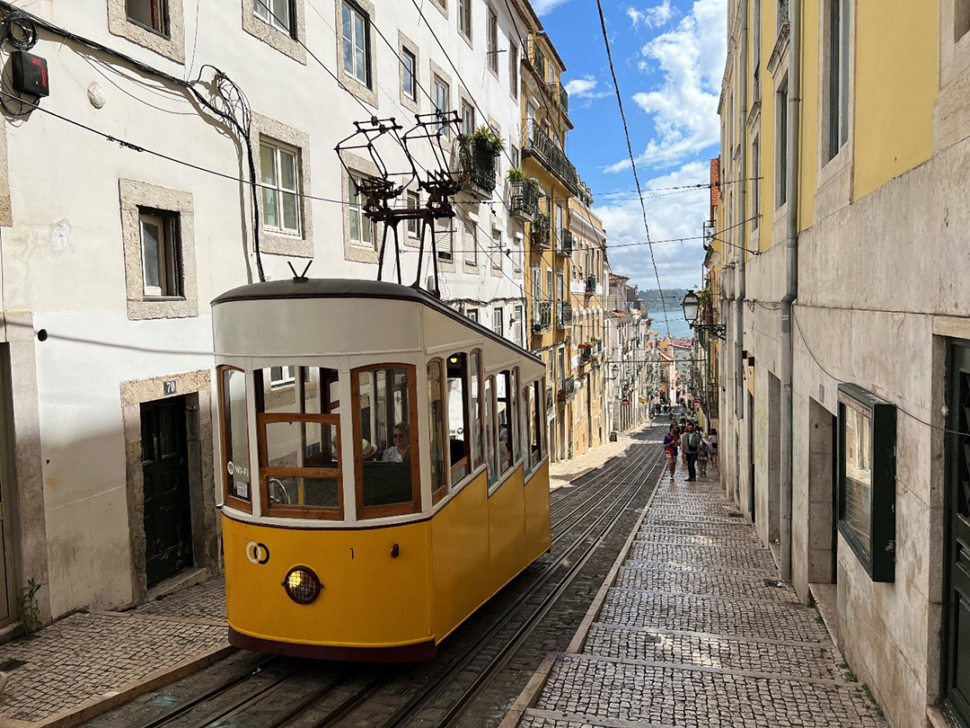 Raziskovanje_Lizbone_-_Exploring_Lisbon_2.jpg
