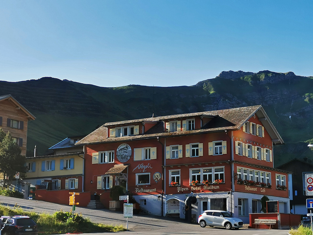 Potovanje_v_Svico_-_A_trip_to_Switzerland_45.jpg
