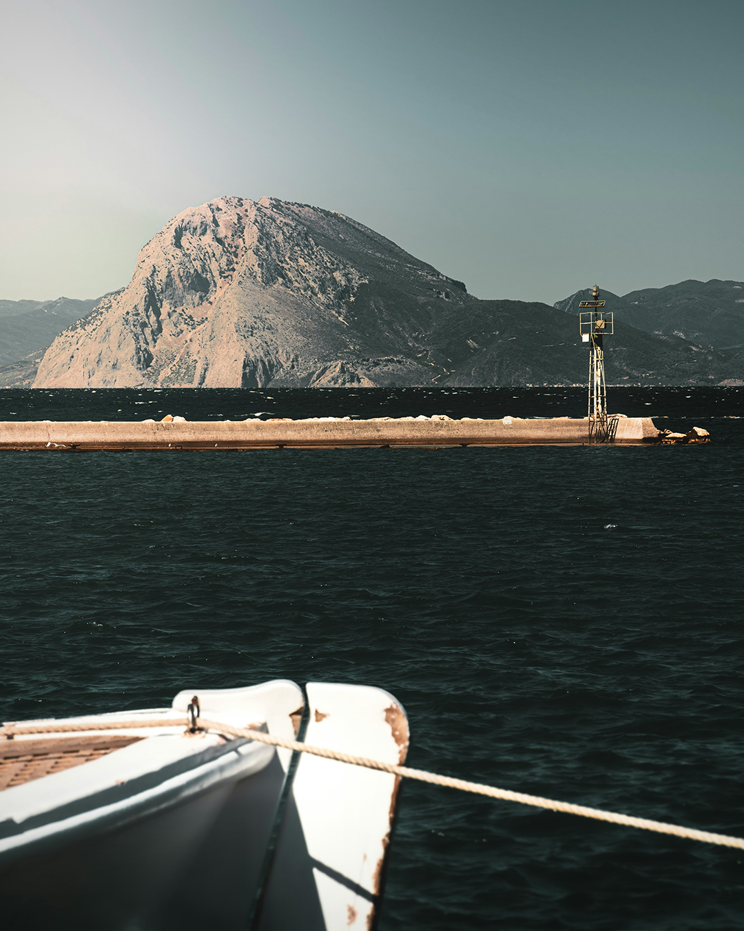 06_Znamenitosti_na_Peloponezu_-_Sights_in_the_Peloponnese_-_Photo_by_Anastasios_Tselepatiotis_on_Unsplash.jpg