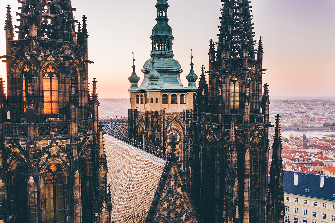 05_Popoln_oddih_v_Pragi_-_Perfect_Getaway_in_Prague_-_ENVATO.jpg
