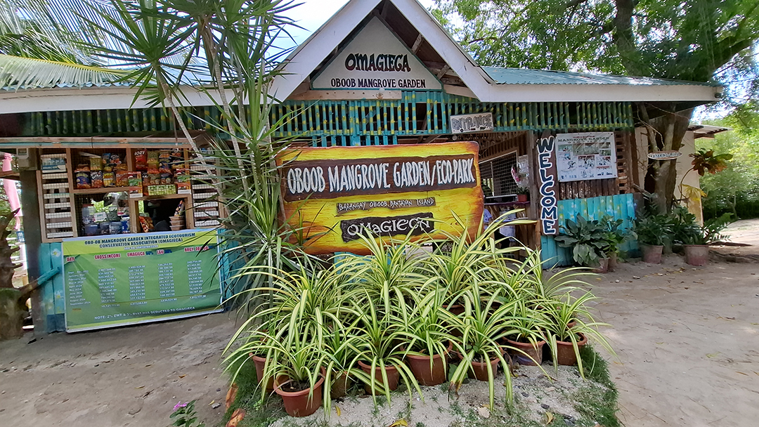 Filipinske_pustolovscine_-_Philippine_Adventures_8.jpg