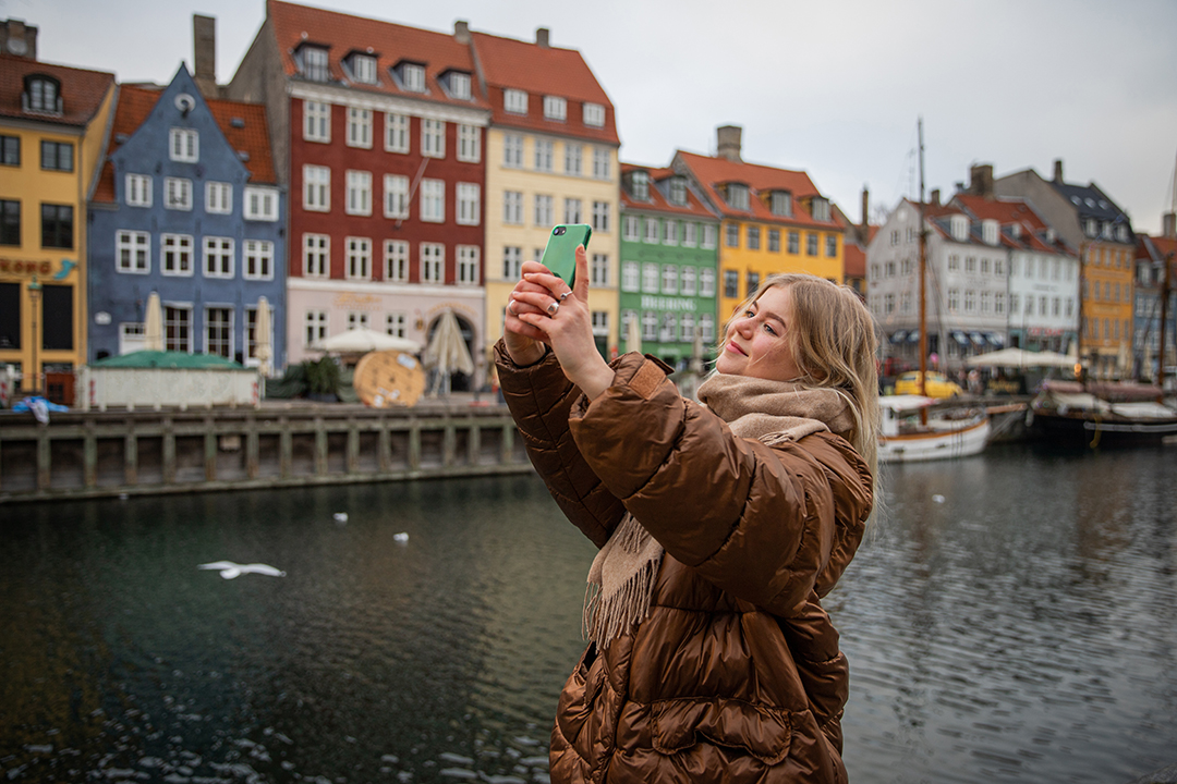 13_Vodnik_po_Kobenhavnu_-_Copenhagen_guide_-_ENVATO.jpg