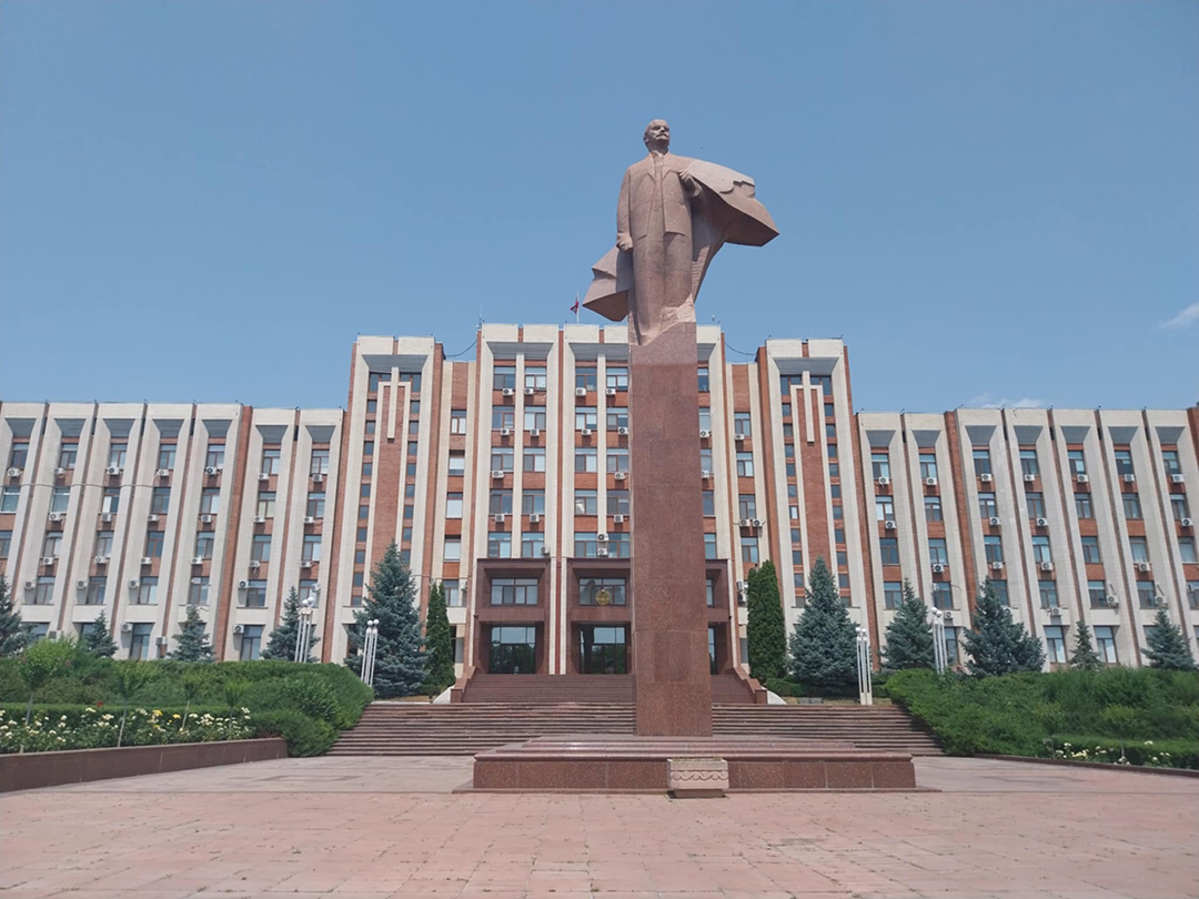 Pridnestrska_republika_in_Kisinjev_-_Pridnestrovian_Republic_and_Chisinau_13.jpg